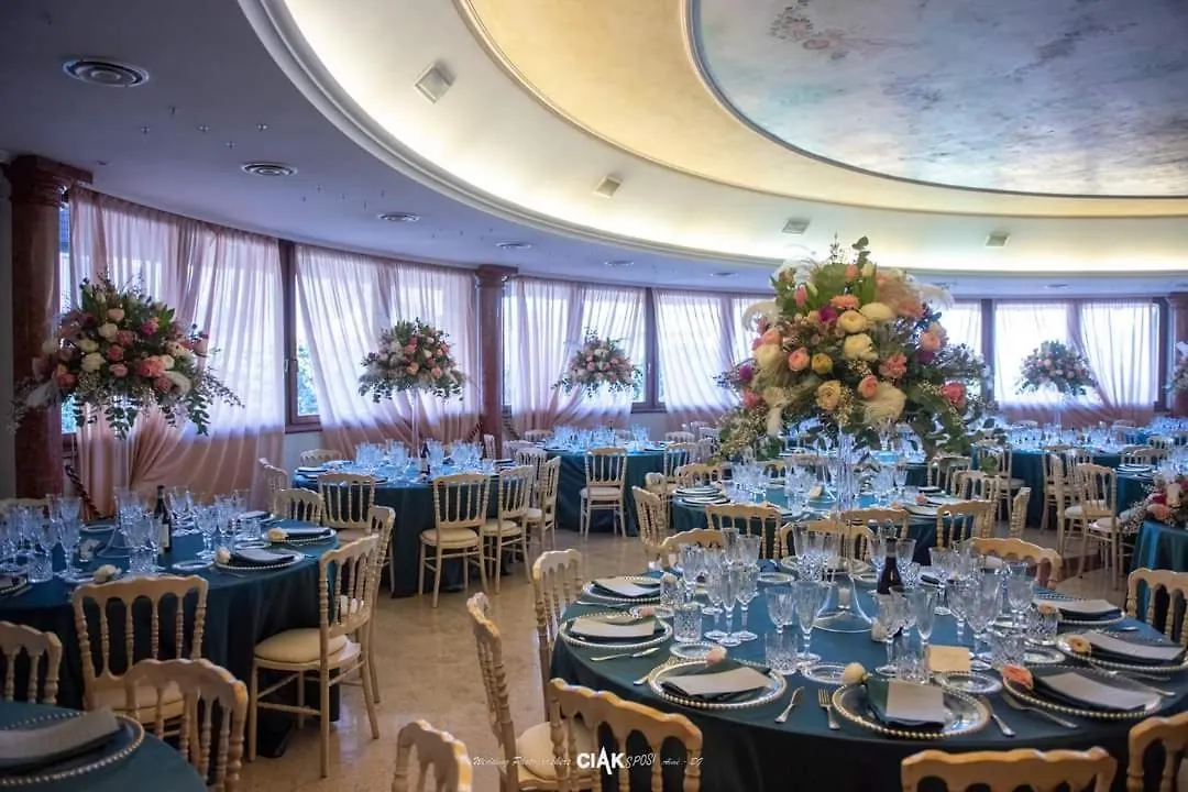 Hotel Mazzoleni Roncola Italia